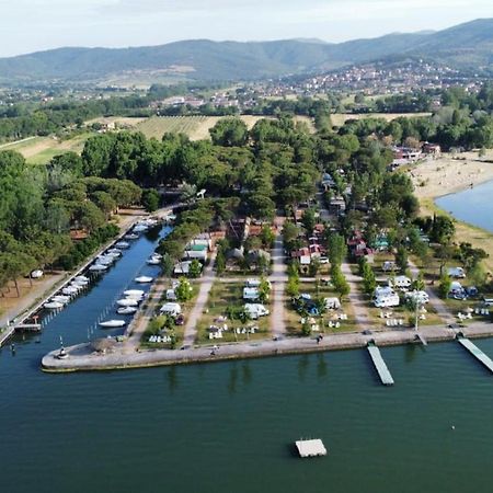 Camping Village Punta Navaccia Tuoro sul Trasimeno Ngoại thất bức ảnh