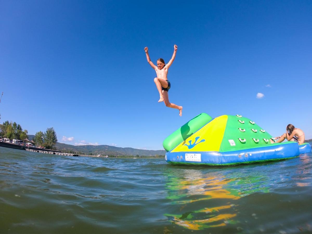 Camping Village Punta Navaccia Tuoro sul Trasimeno Ngoại thất bức ảnh