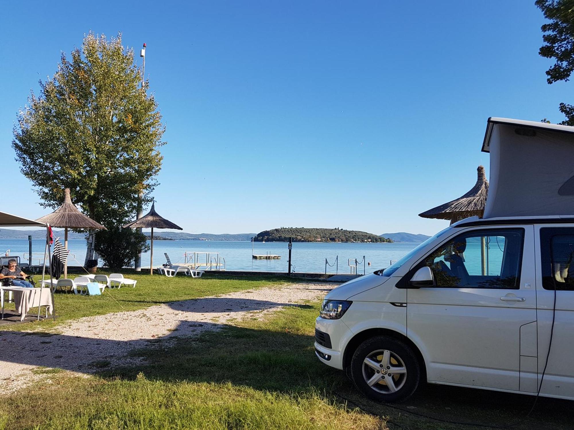 Camping Village Punta Navaccia Tuoro sul Trasimeno Ngoại thất bức ảnh